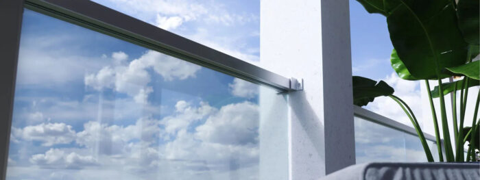 Easy Glass Hybrid - Q-Railing - Vidrio entre paredes
